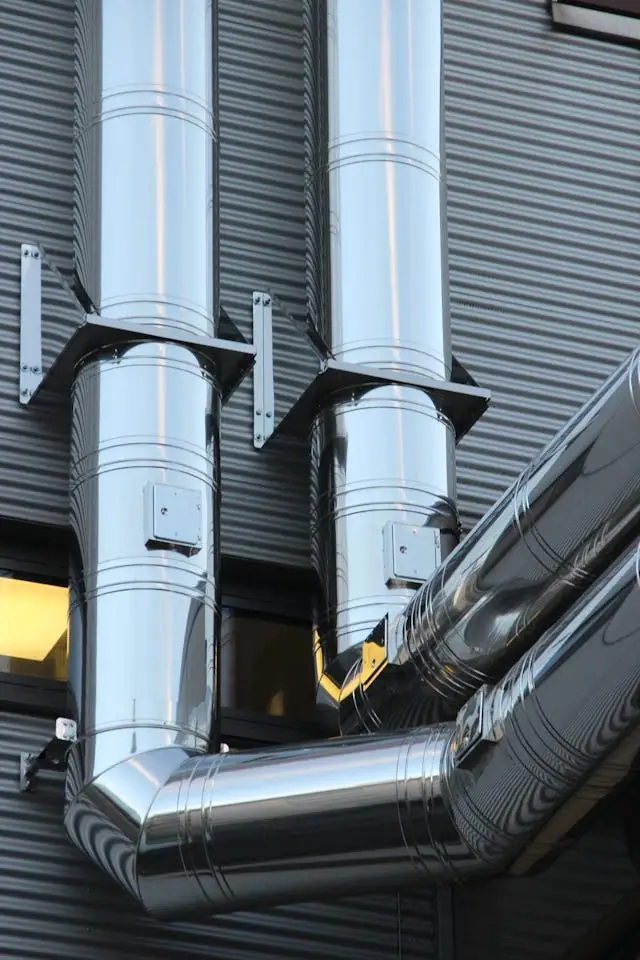 Plåtbeklädnad för isolering och byggprojekt – Isowrap levererar hållbara och energieffektiva lösningar i växjö värnamo och i hela Sverige